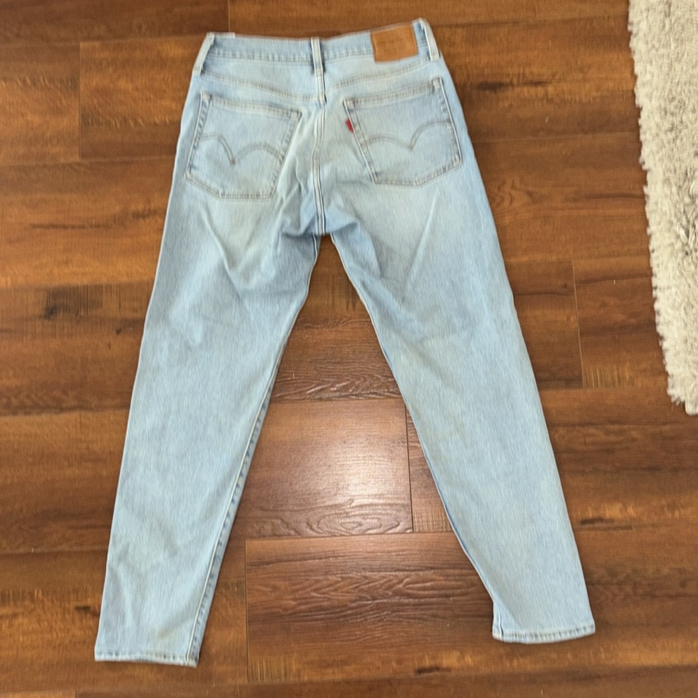 Levi Wedgie Jeans - Picture 9 of 9